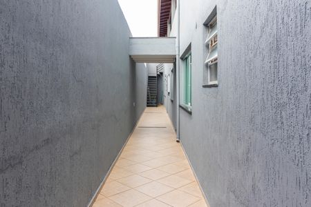 Casa à venda com 201m², 3 quartos e 2 vagas Casa à venda com 201m², 3 quartos e 2 vagasQuintal