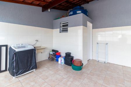Casa à venda com 201m², 3 quartos e 2 vagas Casa à venda com 201m², 3 quartos e 2 vagasÁrea de Serviço