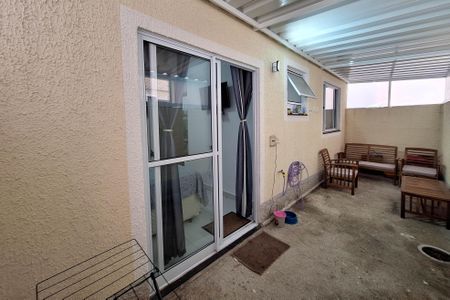 Apartamento para alugar com 45m², 2 quartos e 1 vagaVaranda do Quarto 2