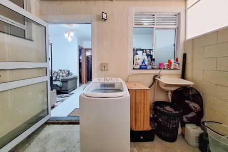 Apartamento para alugar com 45m², 2 quartos e 1 vagaÁrea de Serviço
