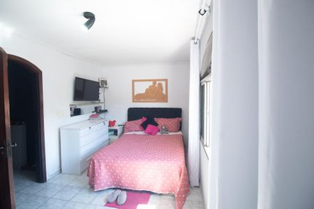 Casa para alugar com 105m², 3 quartos e 3 vagas Casa para alugar com 105m², 3 quartos e 3 vagasQuarto 1