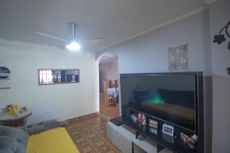 Casa para alugar com 105m², 3 quartos e 3 vagas Casa para alugar com 105m², 3 quartos e 3 vagasSala