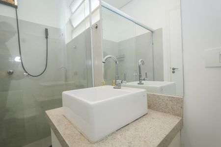 Apartamento à venda com 138m², 3 quartos e 1 vagaBanheiro da Suite