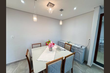 Casa à venda com 250m², 3 quartos e 3 vagasSala de Jantar