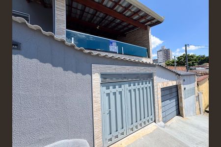 Casa à venda com 250m², 3 quartos e 3 vagasFachada