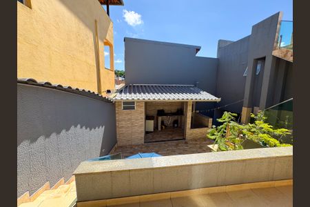 Casa à venda com 250m², 3 quartos e 3 vagasÁrea comum
