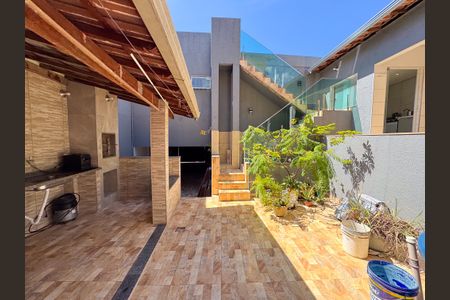 Casa à venda com 250m², 3 quartos e 3 vagasÁrea comum