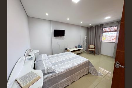 Casa à venda com 250m², 3 quartos e 3 vagasQuarto