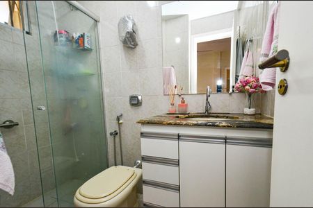 Apartamento à venda com 85m², 3 quartos e 2 vagasBanheiro suite