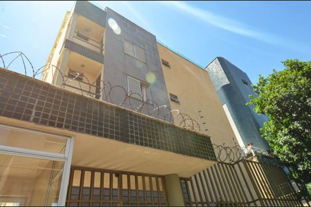 Apartamento à venda com 85m², 3 quartos e 2 vagasFachada