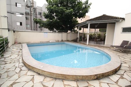 Apartamento para alugar com 70m², 3 quartos e 1 vagaÁrea comum - Piscina