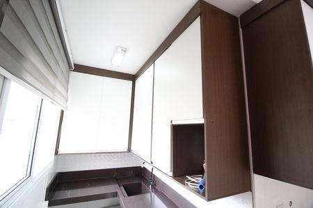 Apartamento para alugar com 70m², 3 quartos e 1 vagaÁrea de Serviço