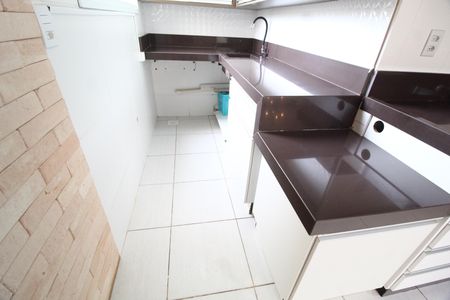 Apartamento para alugar com 70m², 3 quartos e 1 vagaÁrea de Serviço