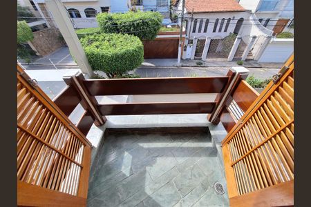 Casa à venda com 311m², 4 quartos e 6 vagasSacada Quarto 2