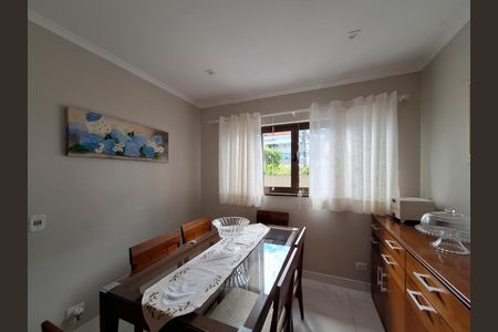 Casa à venda com 311m², 4 quartos e 6 vagasCopa