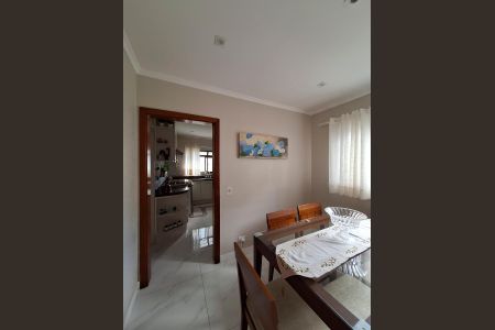 Casa à venda com 311m², 4 quartos e 6 vagasCopa