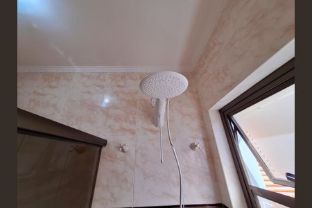 Casa à venda com 311m², 4 quartos e 6 vagasBanheiro