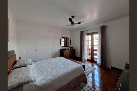 Casa à venda com 311m², 4 quartos e 6 vagasQuarto 4