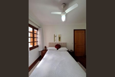 Casa à venda com 311m², 4 quartos e 6 vagasQuarto 3