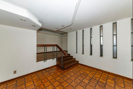 Casa à venda com 250m², 4 quartos e 4 vagas Casa à venda com 250m², 4 quartos e 4 vagasSala 3