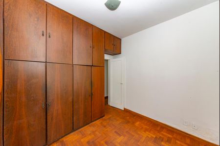 Casa à venda com 250m², 4 quartos e 4 vagas Casa à venda com 250m², 4 quartos e 4 vagasQuarto 2