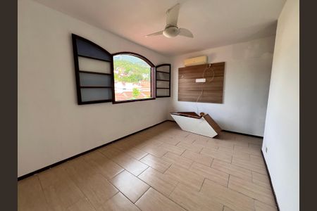 Casa à venda com 700m², 4 quartos e 2 vagasQuarto 3