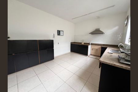 Casa à venda com 700m², 4 quartos e 2 vagasCozinha