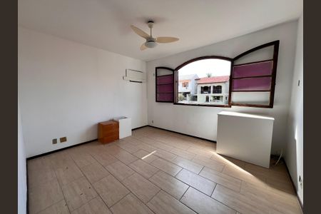 Casa à venda com 700m², 4 quartos e 2 vagasQuarto 1