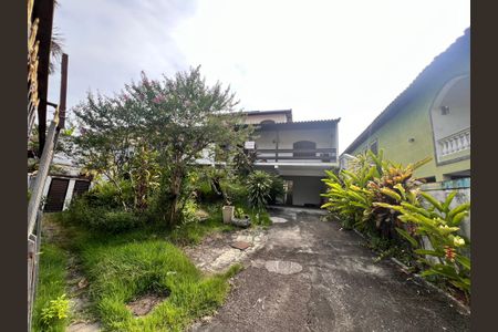 Casa à venda com 700m², 4 quartos e 2 vagasFachada