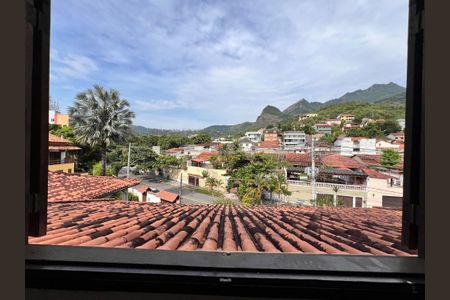 Casa à venda com 700m², 4 quartos e 2 vagasQuarto 2 Vista