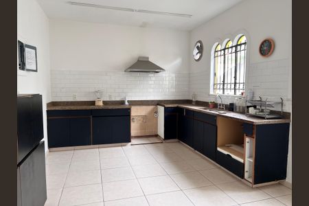 Casa à venda com 700m², 4 quartos e 2 vagasCozinha