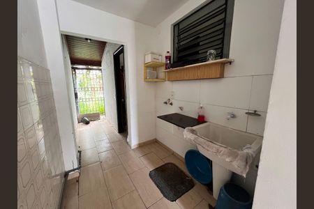 Casa à venda com 700m², 4 quartos e 2 vagasÁrea de Serviço
