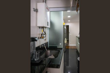 Apartamento à venda com 65m², 2 quartos e 1 vagaÁrea de Serviço