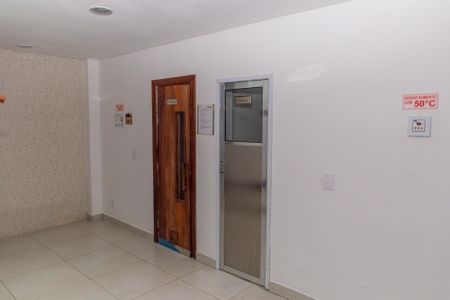 Apartamento à venda com 65m², 2 quartos e 1 vagaÁrea comum