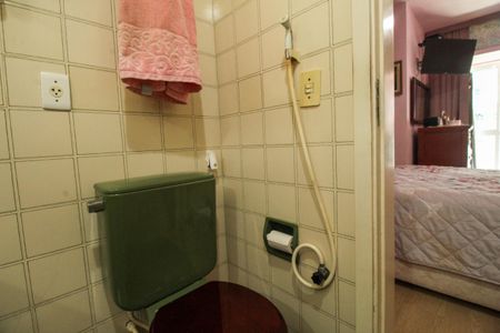 Apartamento à venda com 200m², 3 quartos e 1 vagaBanheiro da Suíte