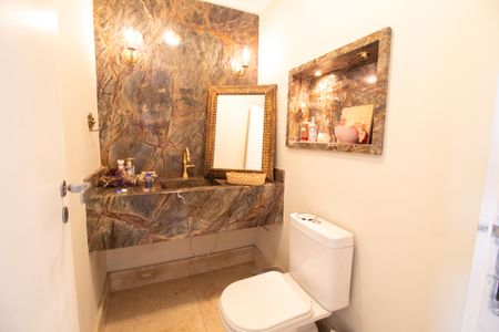 Apartamento à venda com 205m², 4 quartos e 5 vagasLavabo Sala