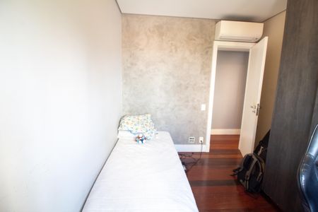 Apartamento à venda com 205m², 4 quartos e 5 vagasSuíte 3