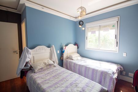 Apartamento à venda com 205m², 4 quartos e 5 vagasSuíte 2