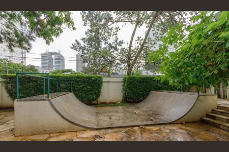 Apartamento à venda com 205m², 4 quartos e 5 vagasÁrea comum - Skate