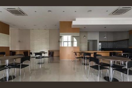 Apartamento à venda com 205m², 4 quartos e 5 vagasÁrea comum - Salão de festas