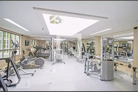 Apartamento à venda com 205m², 4 quartos e 5 vagasÁrea comum - Academia