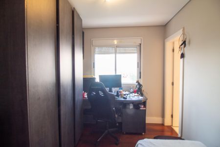 Apartamento à venda com 205m², 4 quartos e 5 vagasSuíte 3