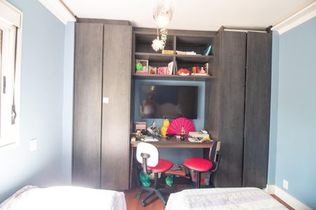 Apartamento à venda com 205m², 4 quartos e 5 vagasSuíte 2