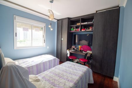 Apartamento à venda com 205m², 4 quartos e 5 vagasSuíte 2