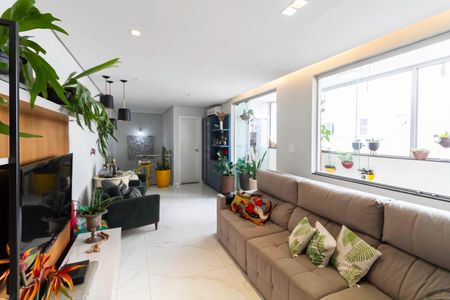 Apartamento à venda com 137m², 2 quartos e 2 vagas Apartamento à venda com 137m², 2 quartos e 2 vagasCobertura