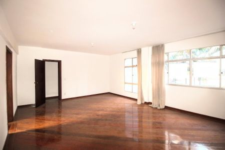 Apartamento para alugar com 140m², 4 quartos e 2 vagasSala