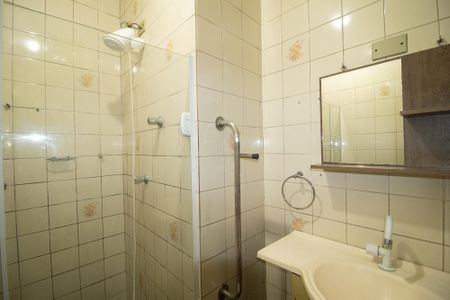 Casa para alugar com 150m², 2 quartos e 1 vaga Casa para alugar com 150m², 2 quartos e 1 vagaBanheiro 1