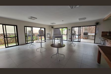 Apartamento para alugar com 60m², 2 quartos e 1 vaga Apartamento para alugar com 60m², 2 quartos e 1 vagaÁrea comum - Salão de festas