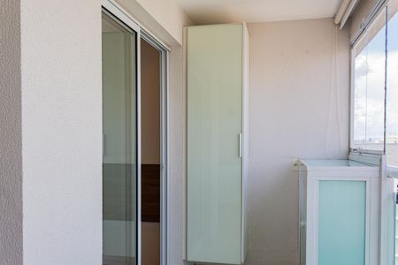 Apartamento para alugar com 33m², 1 quarto e 1 vagaVaranda