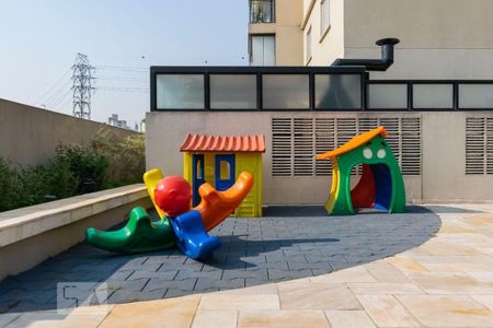 Apartamento para alugar com 84m², 3 quartos e 2 vagas Apartamento para alugar com 84m², 3 quartos e 2 vagasÁrea Comum - Playground